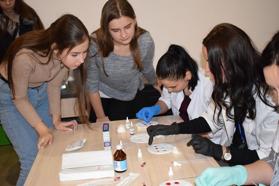 78151345_2437146686503474_3382861098691592192_o