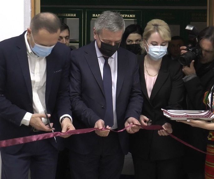 00177центр-687x576